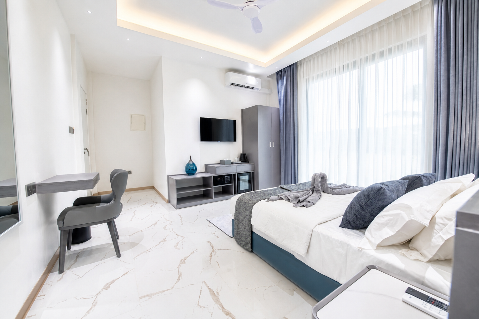Deluxe / Family Room photo 5 at Opal Oasis